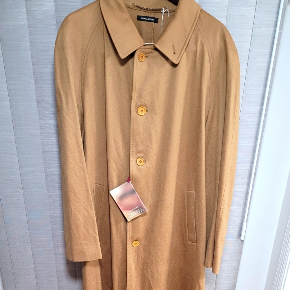 NWT/ Men's Schneiders Cashmere Coat Beigh NWT